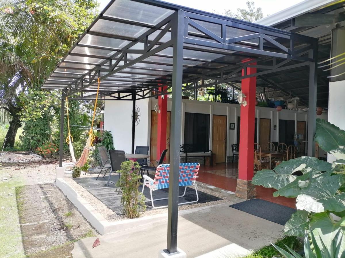 Blue Sunshine Hostel Uvita Exterior photo